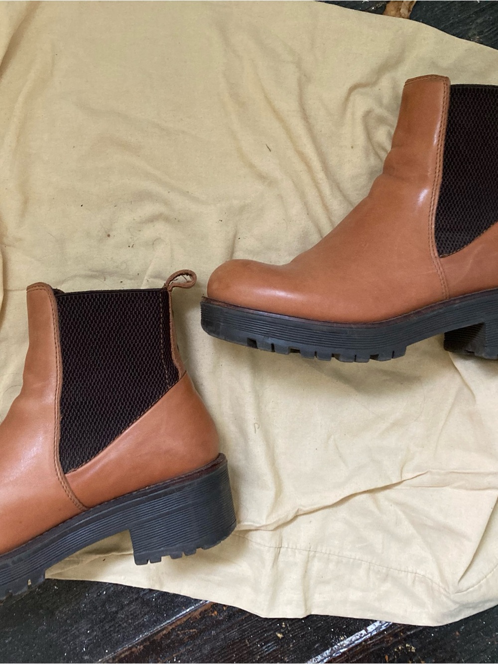 Tan Leather Chelsea Lug Sole Ankle Boots